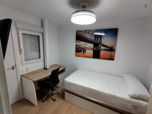 Prime Single Bedroom with a private bathroom close to UCAM University