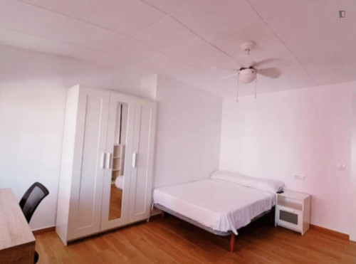 Inspiring Double Bedroom close to UCAM University
