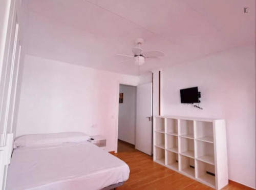 Inspiring Double Bedroom close to UCAM University