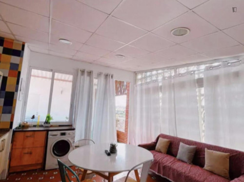 Inspiring Double Bedroom close to UCAM University