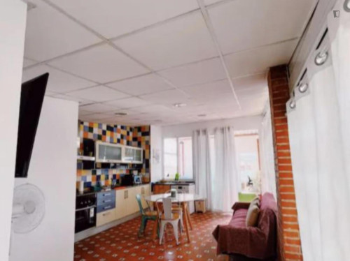 Inspiring Double Bedroom close to UCAM University - Gallery - 7