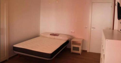 Comfy Single Bedroom close to UCAM University 