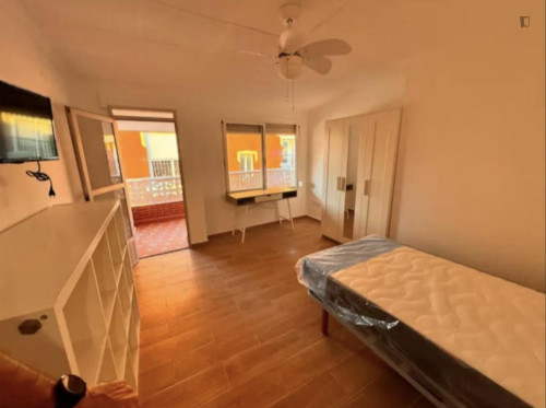 Comfy Single Bedroom close to UCAM University 