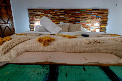 Adorable Double Bedroom close to Santa Comba Dao Train Station