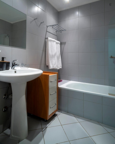 Modern 1 Bedroom Apartment close to Braga Cathedral - Gallery - 6