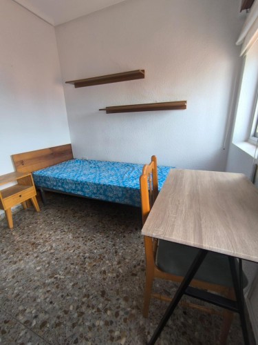 Single bedroom near the Albacete campus of Universidad de Castilla-La Mancha