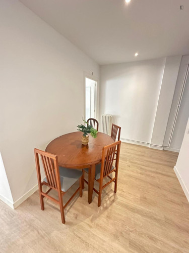 Large double bedroom in the centre of Albacete - Gallery - 8