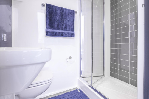 Cosy double ensuite bedroom in a 2-bedroom flat, close to Coventry University - Gallery - 74