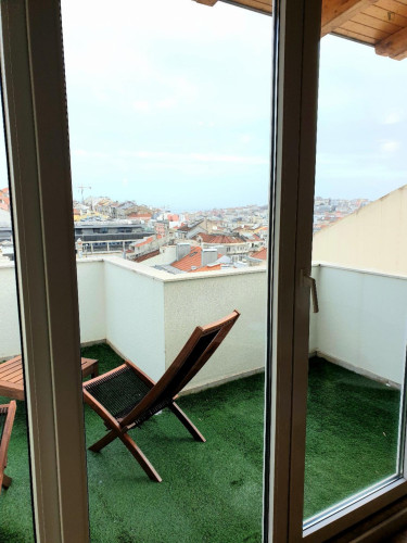 Inviting 2-bedroom apartment in Picoas