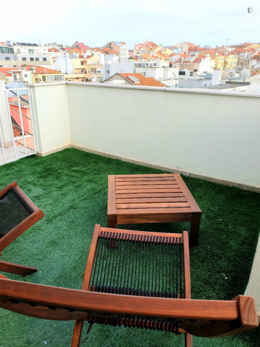 Inviting 2-bedroom apartment in Picoas