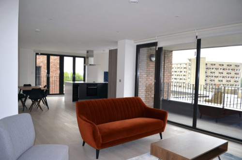 AES Hoxton