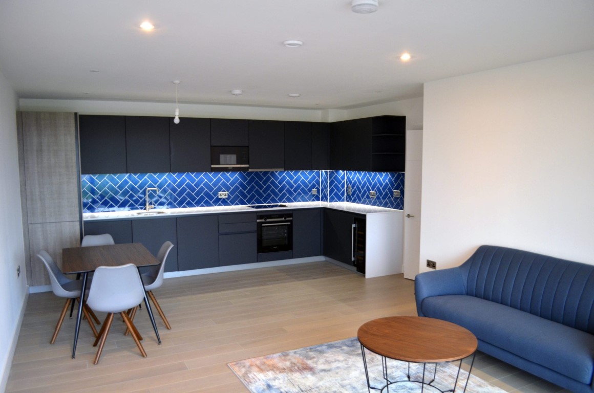 Two-Bedroom Apartment - AES Hoxton - Gallery - 5