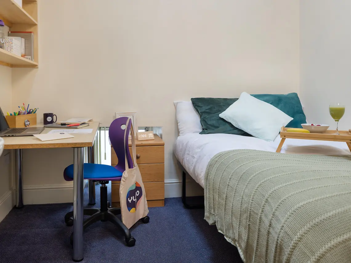  Classic Georgian Room  -  Cable Street  - Gallery -  6