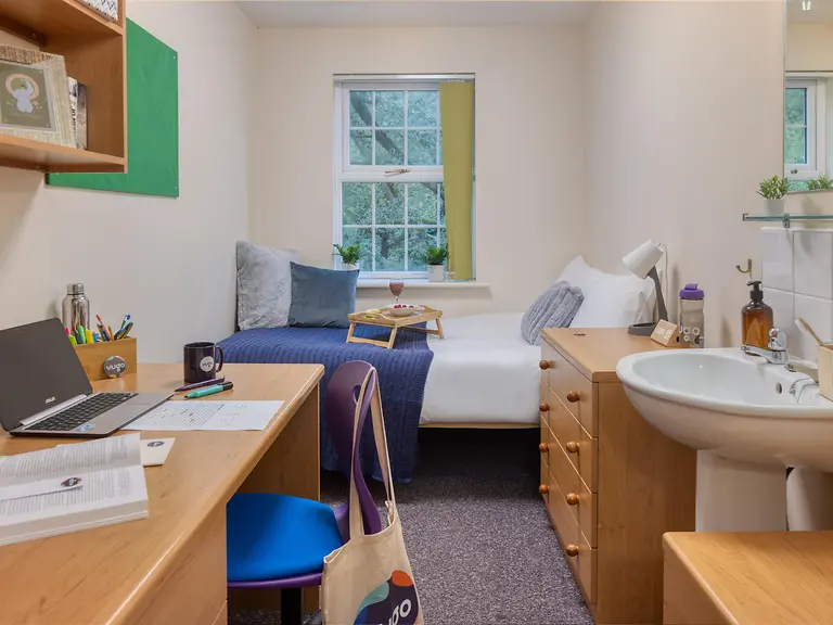 Classic Room - Cable Street - Gallery - 3