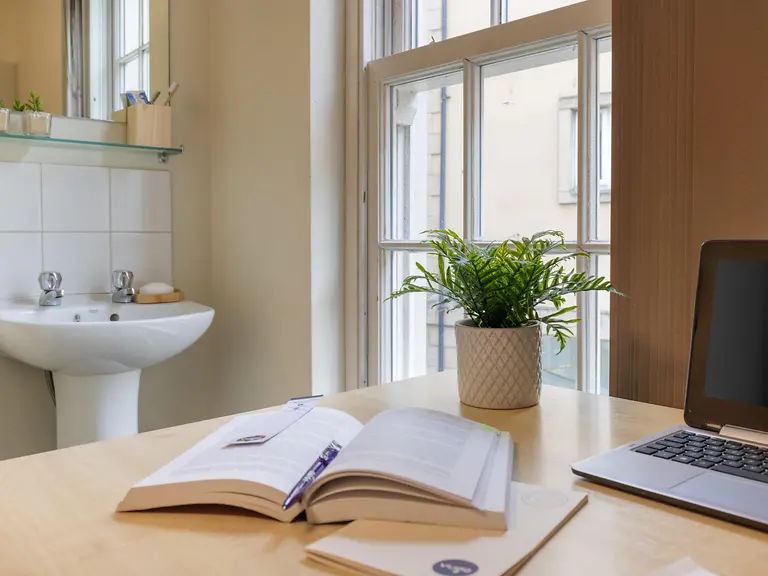  Classic Room  -  Cable Street  - Gallery -  2