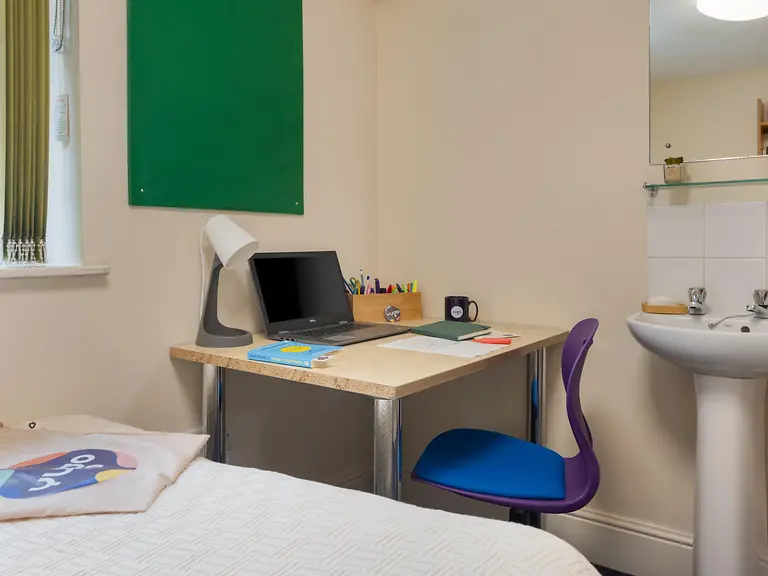  Standard Room  -  Cable Street  - Gallery -  4