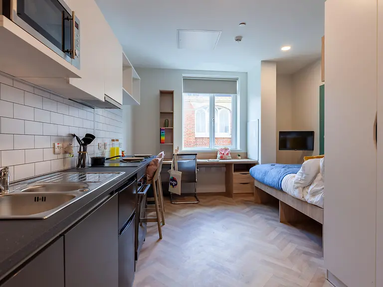  Classic Studio Plus  -  St. Crispin's House  - Gallery -  2