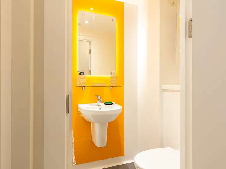  Classic Studio Plus  -  St. Crispin's House  - Gallery -  7