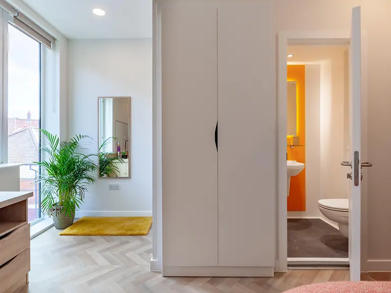  Deluxe Ensuite  -  St. Crispin's House  - Gallery -  5