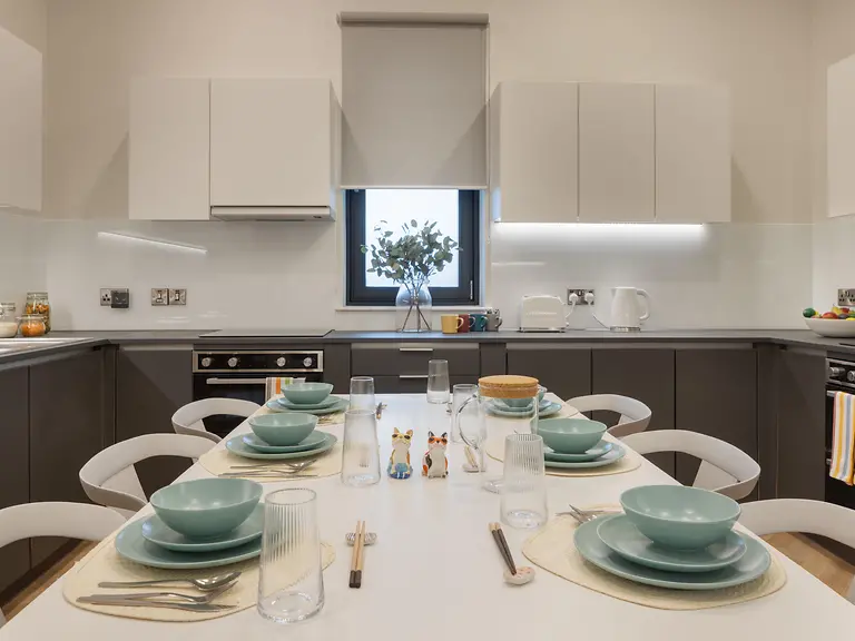  Standard Ensuite  -  St. Crispin's House  - Gallery -  3