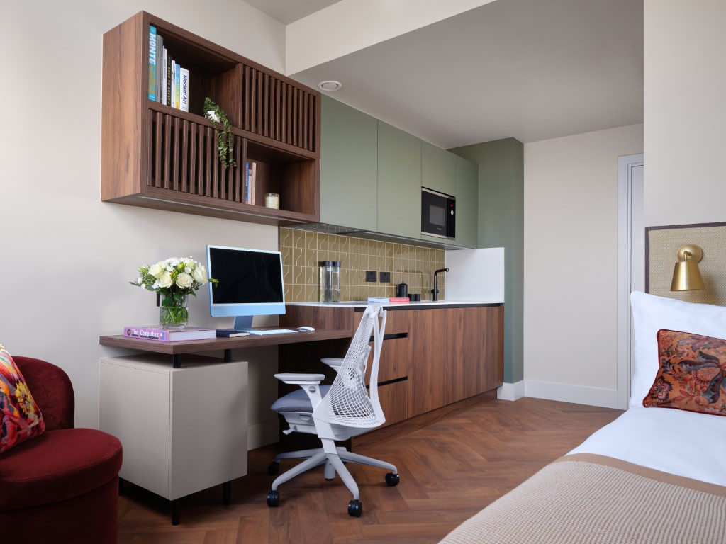 Deluxe Studio - Fifty One London - Gallery - 20