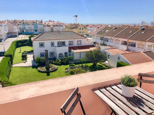 Amazing Apartment with sunny terrace in Ferrel