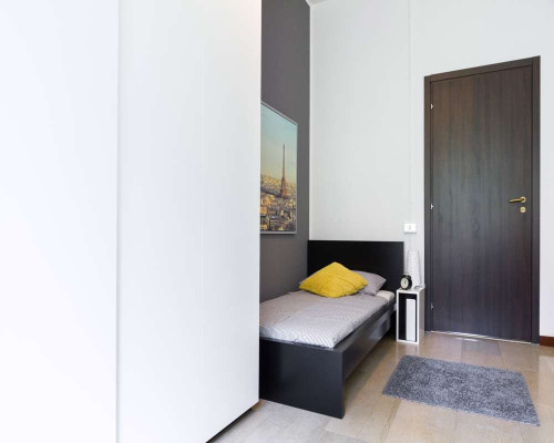 Stanza in Via Renato Serra - Gallery - 12