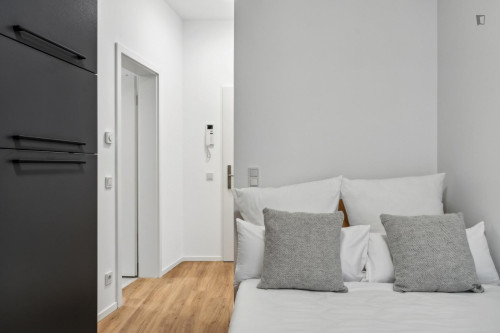 Cosy studio in a modern apartment complex near Leipzig University