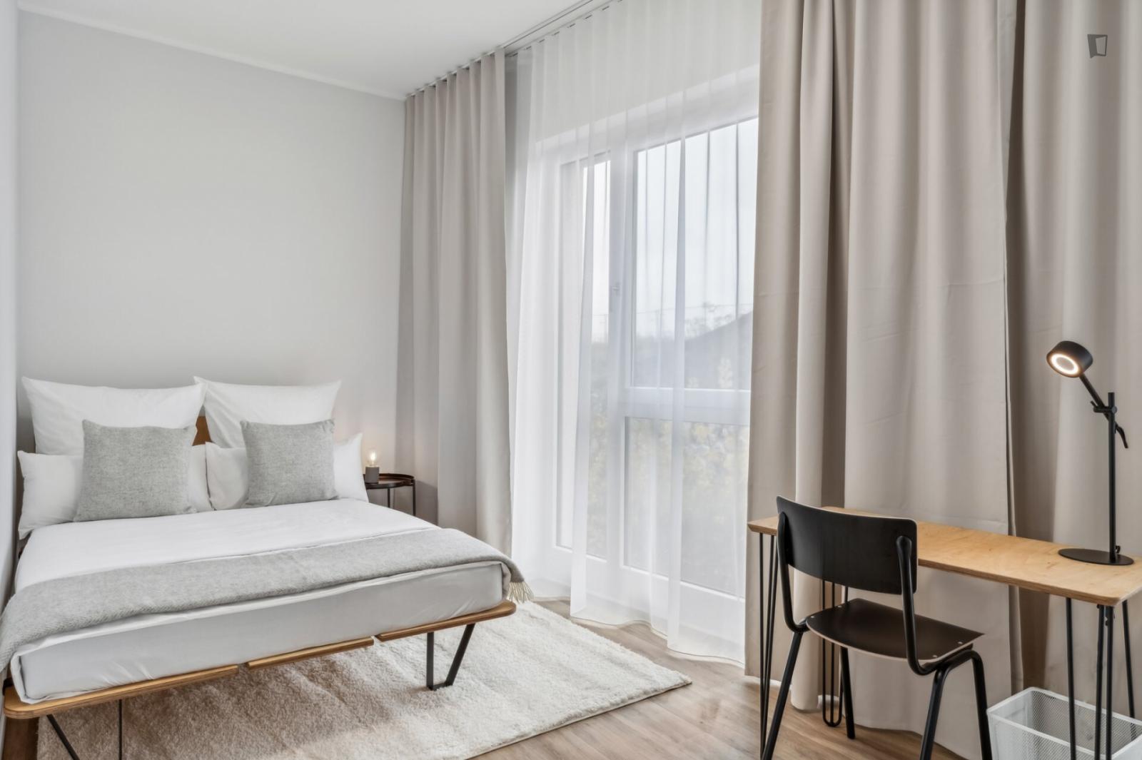 Exquisite Single Bedroom In Zentrum-Nord - 1