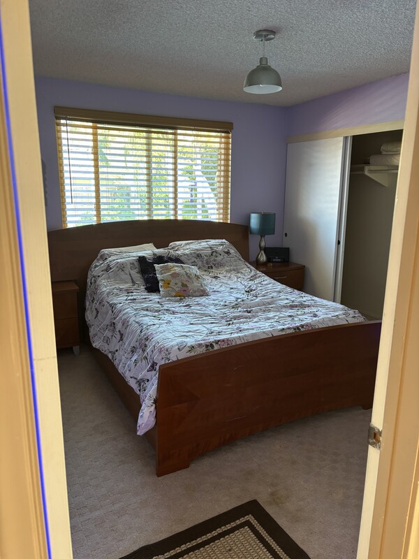 Queen Bed(Full Room) - 1