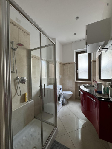Welcoming single bedroom in the centre of Verona - Gallery - 9