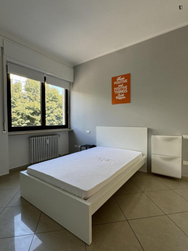 Superb single bedroom in the heart of Verona