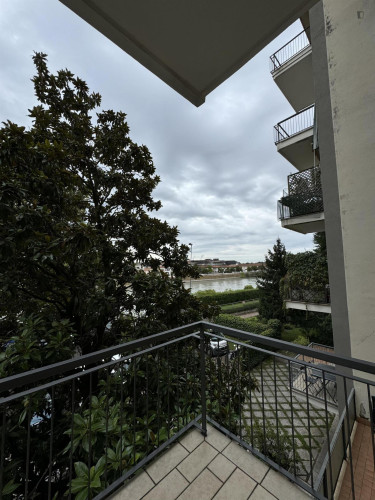 Neat single bedroom in the heart of Verona