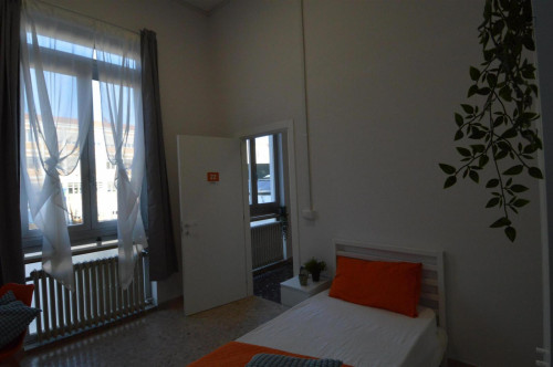 Great single bedroom in shared flat in the vicinity of the Università degli Studi di Modena e Reggio Emilia - Gallery - 7