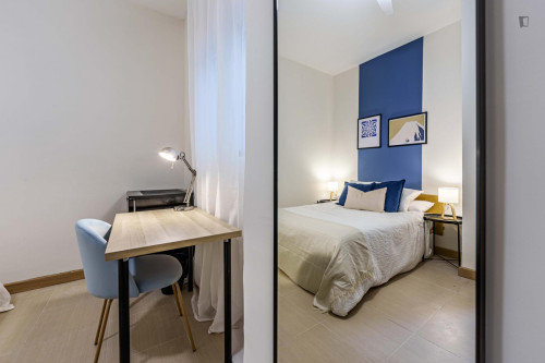 Bedroom for rent in Alamos 31, Málaga