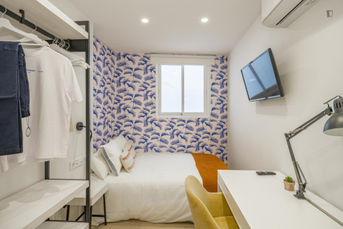 Bedroom for rent in San Juan 5, Málaga