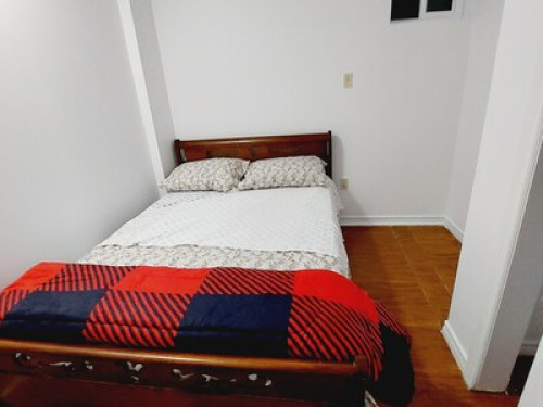 2 bedrooms apartment - Basement