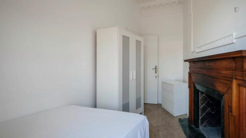 2 Bedrooms - Gallery - 19