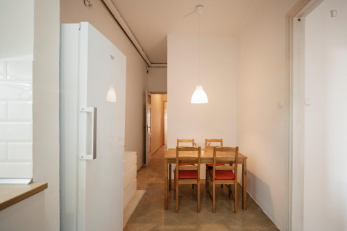 2 Bedrooms - Gallery - 8