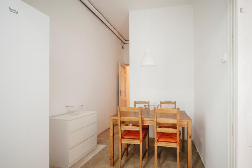2 Bedrooms - Gallery - 13