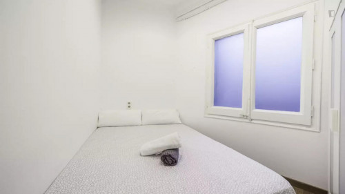 2 Bedrooms - Gallery - 7