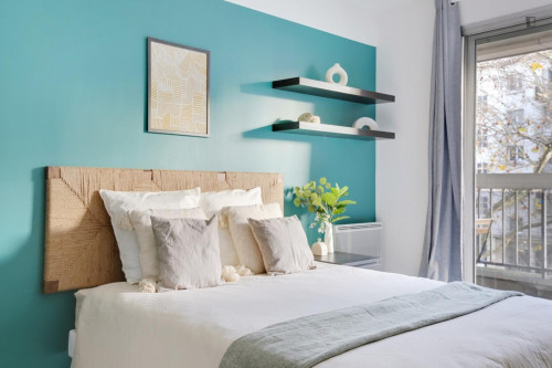 Luminous Bedroom of 11 m² in Boulogne-Billancourt