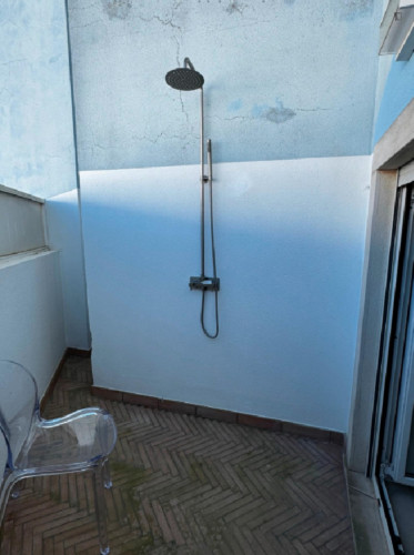 Vibrant 2 Bedroom Apartment with a Balcony close to Baleal Beach