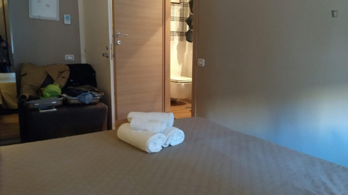 Double ensuite bedroom in Quartiere Umbertino