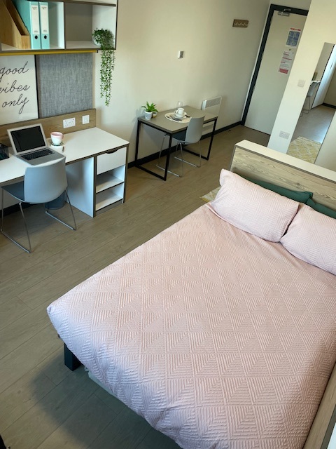 Premium Studio - Riverside - Gallery - 3