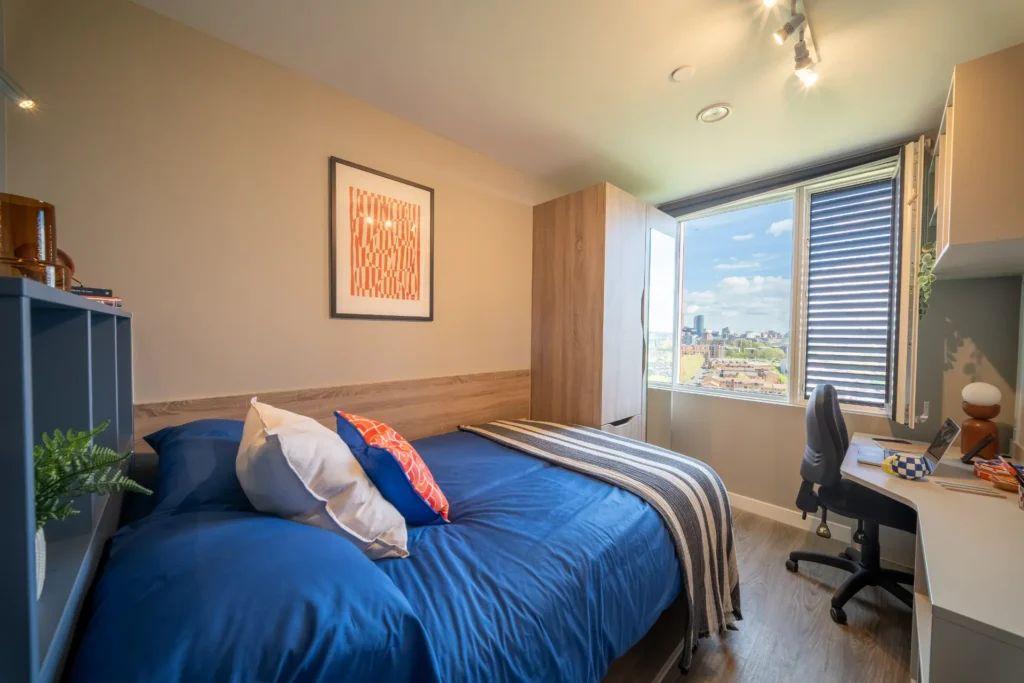 Premium 7 Bed En Suite - 33