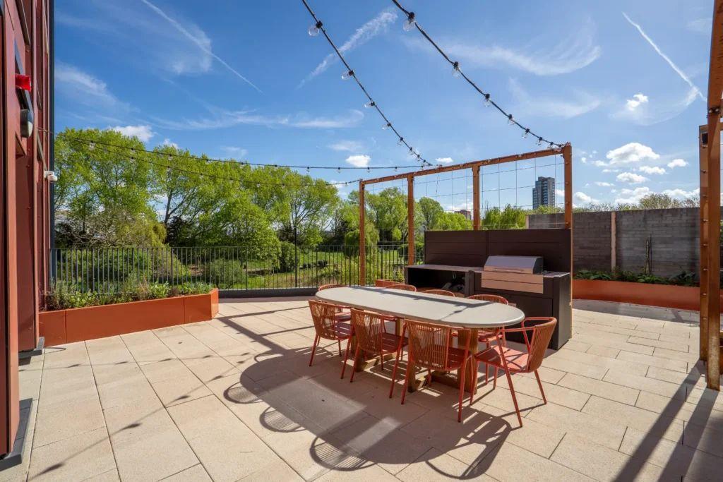 Premium 7 Bed En Suite - 32