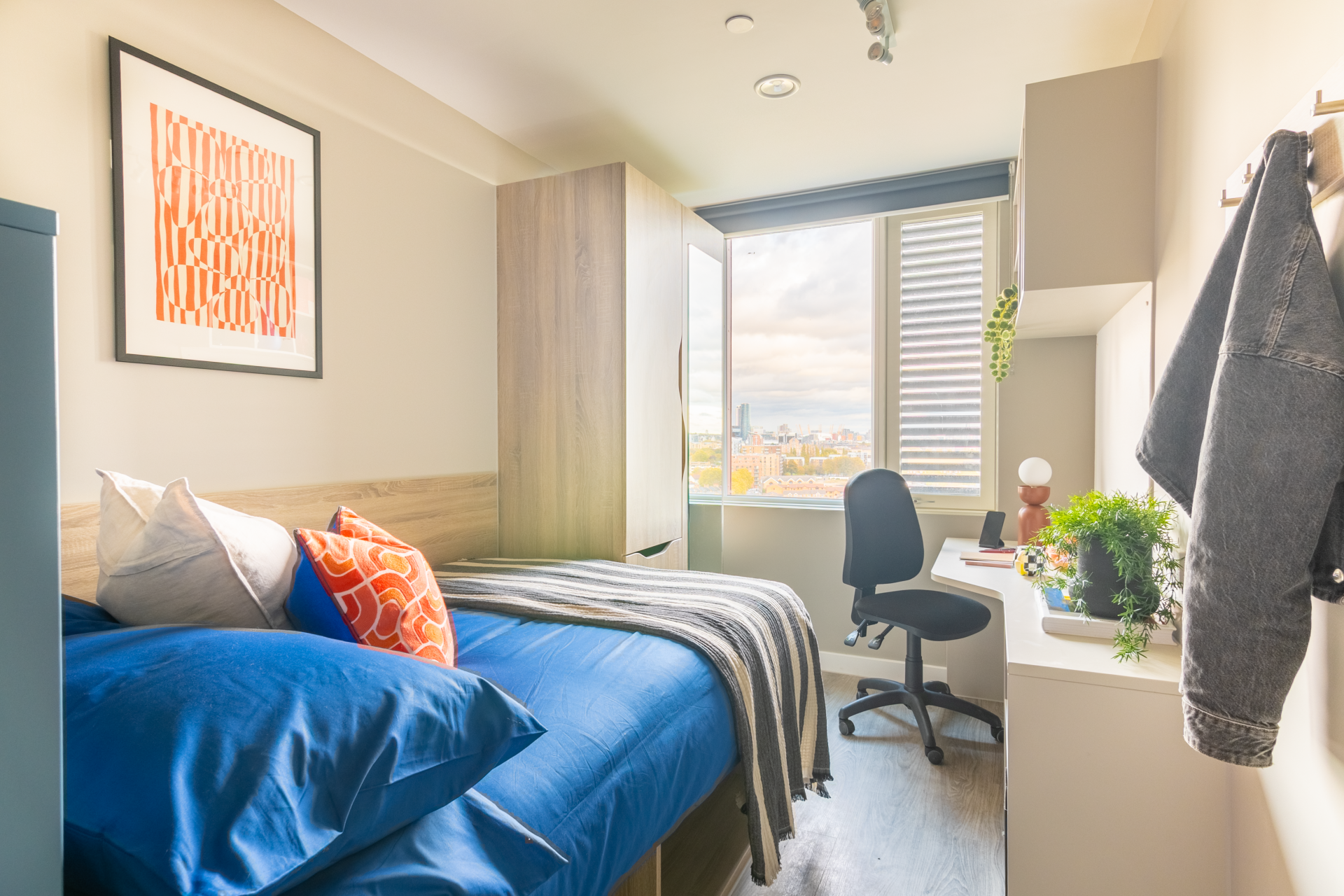 Standard 6 Bed En Suite - 30