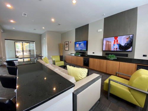 University House Fayetteville - Gallery - 9