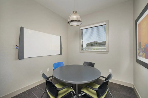 University House Fayetteville - Gallery - 8